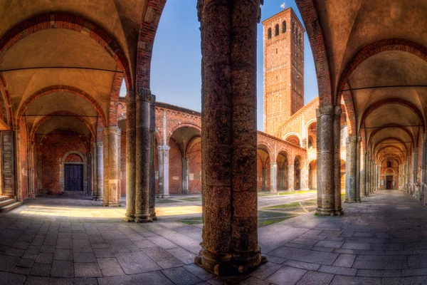 S.Ambrogio church 2,Milan — Stock Photo, Image