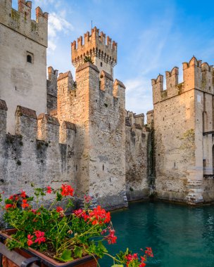 sirmione Castle