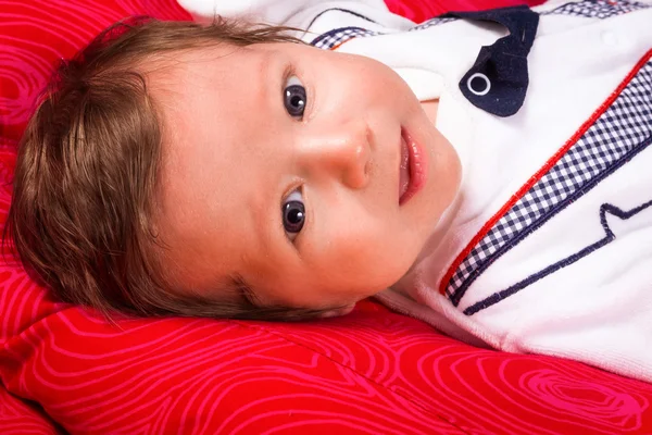 Итальянский младенец улыбается — стоковое фото