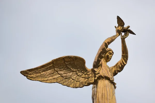 Lyubertsy. Moskevská oblast. Památník "laskavý anděl míru". — Stock fotografie