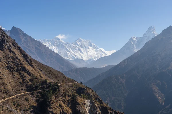 Trasa Trekking do wsi Tengboche z Mount Everest i Ama D — Zdjęcie stockowe