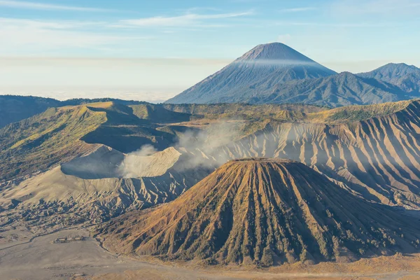 Bromo vulkaan berglandschap — Stockfoto
