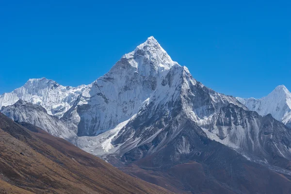 AMA dablam Góra, everest regionu — Zdjęcie stockowe