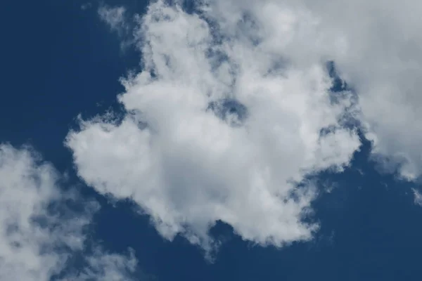 Langit Biru Dan Awan Abu Abu Dalam Cuaca Baik Latar — Stok Foto