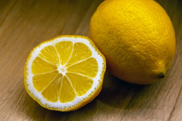 Nahaufnahme Einer Gelben Zitrone — Stockfoto