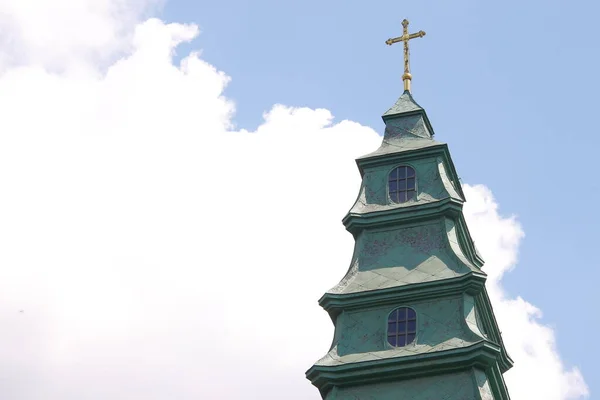 Torre Tenda Velha Igreja Polonesa — Fotografia de Stock