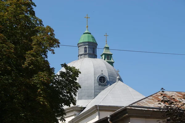 Het Dak Van Oude Christelijke Kerk Bedekt Met Tin — Stockfoto