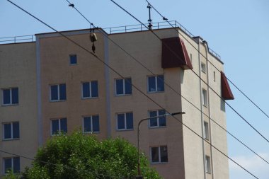 Konut çok katlı bina ve cephesi