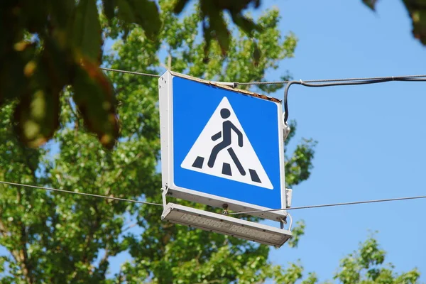 Segnaletica Stradale Che Passaggio Pedonale Nelle Vicinanze — Foto Stock