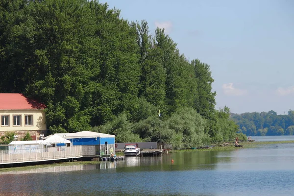 Grootste Kunstmatige Vijver Europa Gelegen Ternopil Oekraïne — Stockfoto