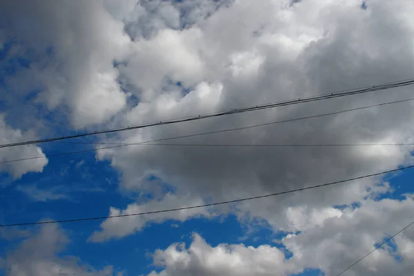 Céu Azul Bonito Nuvens Brancas Agosto — Fotografia de Stock