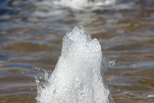 Jets Eau Dans Une Fontaine Ville Août — Photo