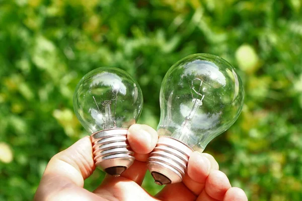 Nicht Funktionierende Glühlampe Aus Glas Der Hand — Stockfoto