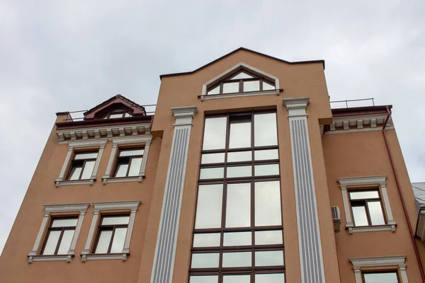 Façade Immeuble Résidentiel Plusieurs Étages Dans Ville Ternopil Ukraine — Photo