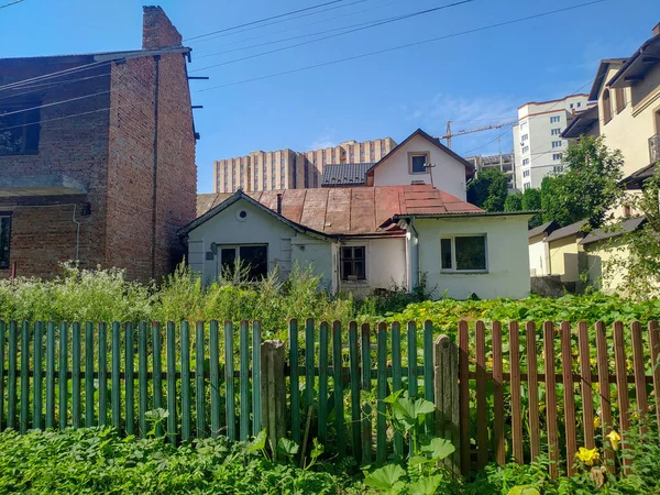 Velha Pequena Casa Centenária Ternopil Maciço Zagreb — Fotografia de Stock