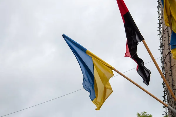 Bandiera Gialla Blu Dell Ucraina Bandiera Rossa Nera Dell Esercito — Foto Stock