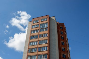 Ternopil, Ukrayna 'da çok katlı bir bina.