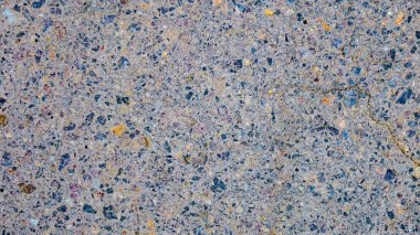 Temmuz 'da eski asfalt ve taşların dokusu