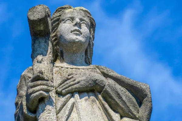 Mezardaki Meryem Ana Nın Güzel Taş Heykeli — Stok fotoğraf