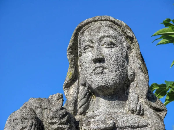 Maria Gottes Mit Dem Kleinen Jesus Christus Ihren Armen Steinmonument — Stockfoto