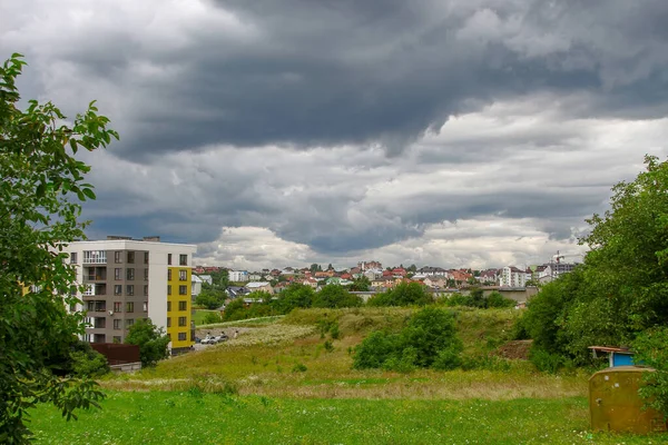 Bardzo Ponure Jesienne Niebo Sierpniu — Zdjęcie stockowe