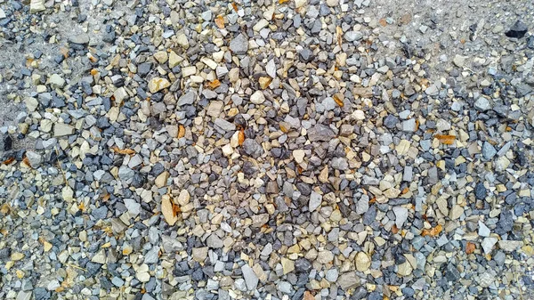 灰色と黄色の小石の質感 — ストック写真