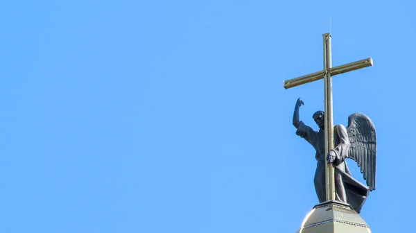 Escultura Anjo Com Uma Cruz Cúpula Igreja Greco Católica Ucraniana — Fotografia de Stock