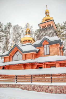 Ukrayna Katolik Kilisesi 'nin Karpat tarzında ahşap bina