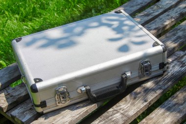 İnşaat araçları için alüminyum kutu