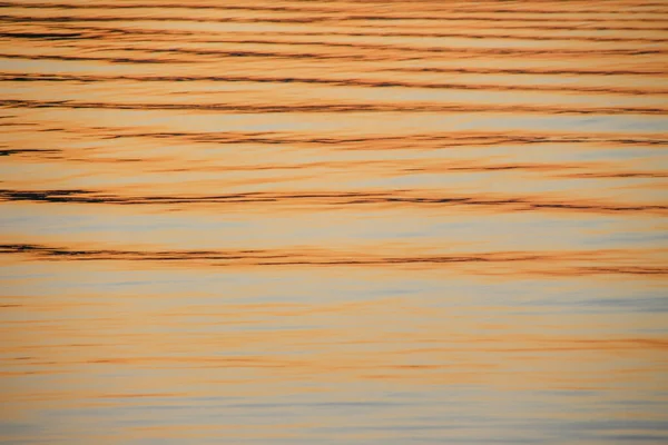 Záře Zapadajícího Slunce Vodě Jezírku — Stock fotografie