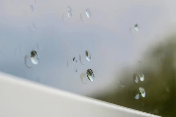 Água Cai Janela Após Chuva — Fotografia de Stock