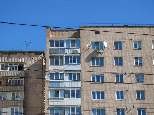 Fasad Ett Bostadshus Ett Bostadsområde — Stockfoto