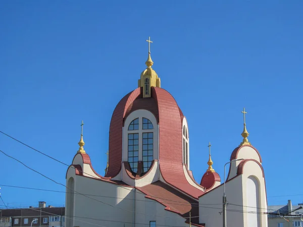 Schönes Gebäude Der Ukrainischen Christlichen Kirche Während Des Sonntagsgottesdienstes Ternopil — Stockfoto