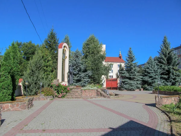 Schönes Gebäude Der Ukrainischen Christlichen Kirche Während Des Sonntagsgottesdienstes Ternopil — Stockfoto