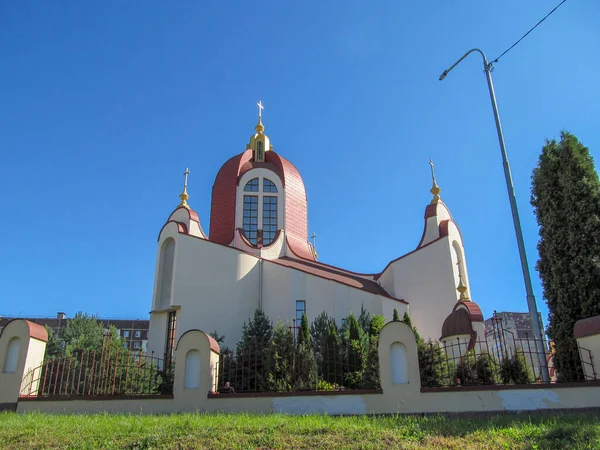 Belo Edifício Igreja Cristã Ucraniana Durante Culto Domingo Ternopil Ucrânia — Fotografia de Stock