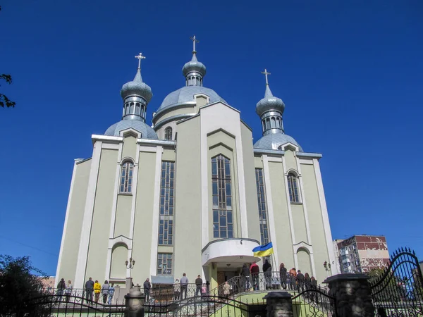 Belo Edifício Igreja Cristã Ucraniana Durante Culto Domingo Ternopil Ucrânia — Fotografia de Stock