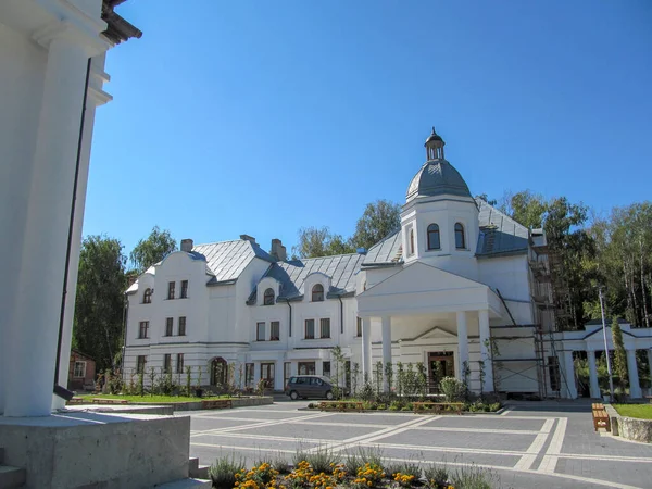 Hermoso Edificio Iglesia Cristiana Ucraniana Durante Servicio Dominical Ternopil Ucrania —  Fotos de Stock