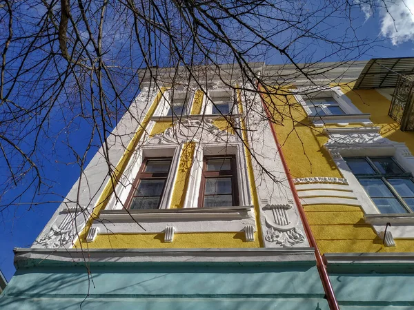 Fachada Uma Casa Velha Uma Cidade Com Mais 100 Anos — Fotografia de Stock