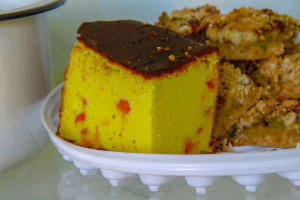 Kuning Lezat Cheesecake Manis Piring — Stok Foto