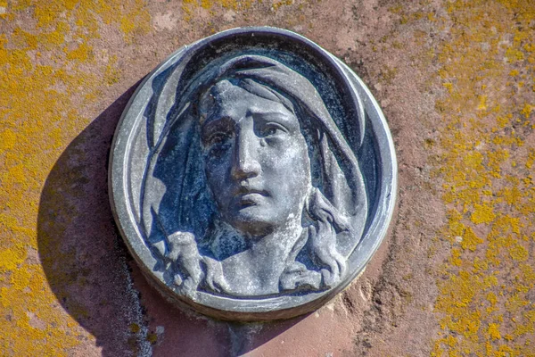 Monumento Madre Dios Tumba Del Cementerio Cristiano Ternopil Ucrania — Foto de Stock