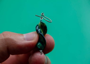 Güzel tahta dişi boncuk.