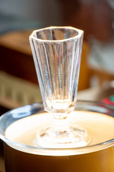 Hermoso Vaso Para Bebidas Alcohólicas — Foto de Stock
