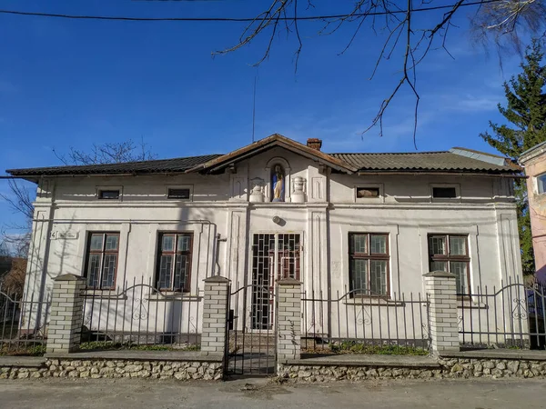 Façade Une Vieille Maison Dans Une Ville 100 Ans — Photo