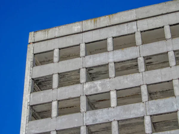 Betão Multi Andares Casa Inacabada Nos Arredores Cidade — Fotografia de Stock