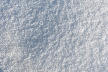 Taze kar desenli arka plan. Beyaz güneşli kar. Köpüklü taze kar. Tasarım için arkaplan.