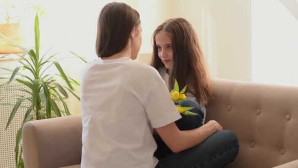 Dark Haired Smiling Teenage Girl Tulips Her Hands Congratulates Her — Stock Video