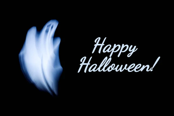 Defocused Halloween Achtergrond Een Wazige Witte Geest Een Zwarte Achtergrond — Stockfoto