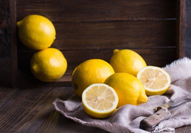 taze limon eski vintage ahşap masa grubu