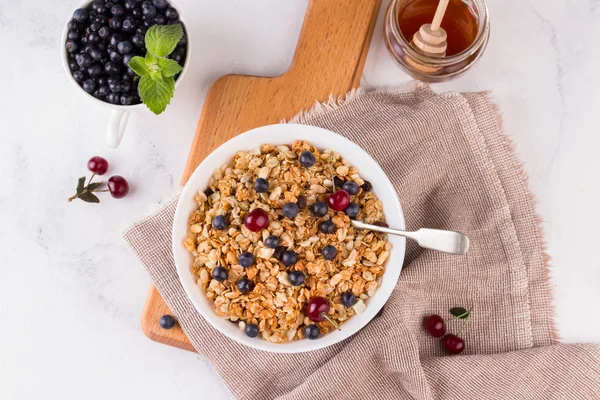 Zdrowe śniadanie składników. Domowe muesli. — Zdjęcie stockowe