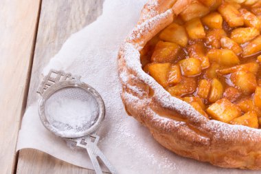 Apple ile Hollandalı bebek gözleme.